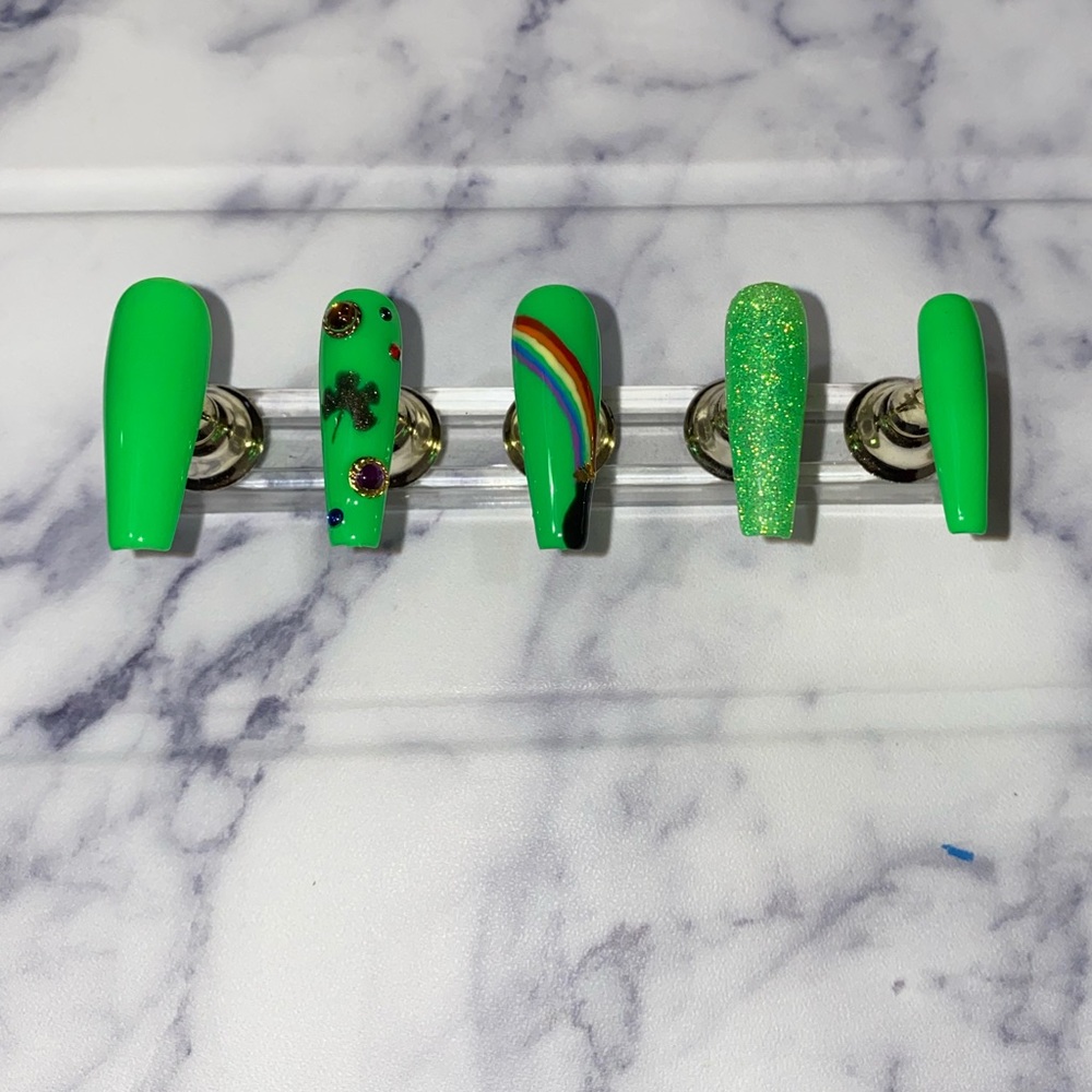 St. Patrick’s Day Press on Nails